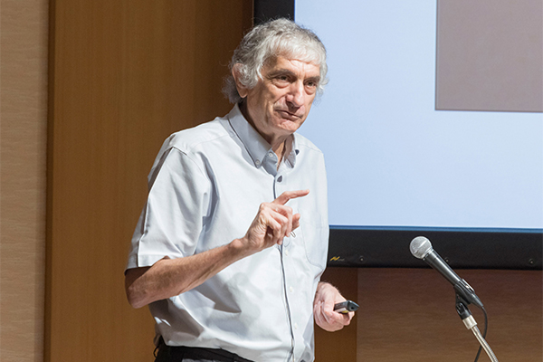 Invited lecture by Prof. John Martinis (Qolab, USA)